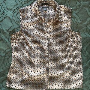 Collard Sleeveless Button Down Top Blouse